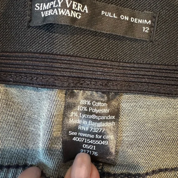 Simply Vera Wang Pull on Size 12 Blue Women's Jeans - Picture 7 of 8